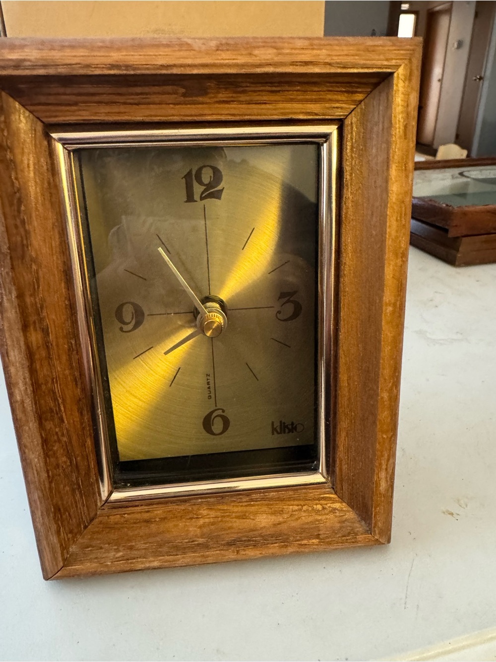 Vintage Klisto Clock in Brown Wood Frame